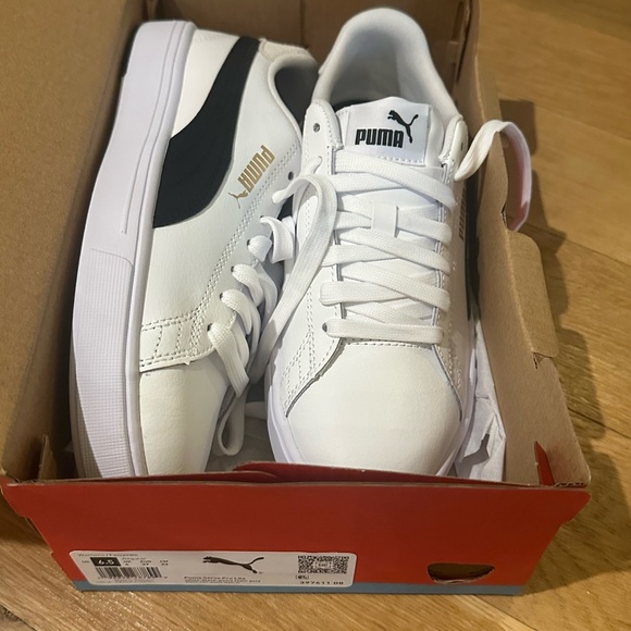 Puma brand new white platform sneakers - Picture 4 of 4